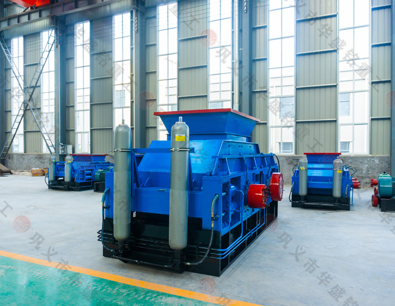 為什么選擇河卵石液壓對(duì)輥制砂機(jī)進(jìn)行砂石生產(chǎn)呢？