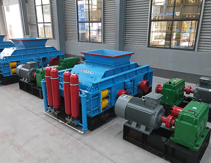 輝綠巖太硬難制砂？對輥制砂機輥皮耐磨，專破硬料產(chǎn)量穩(wěn)