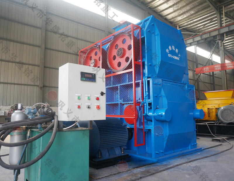 四輥破碎機(jī)接連發(fā)貨，華盛銘忙忙碌碌