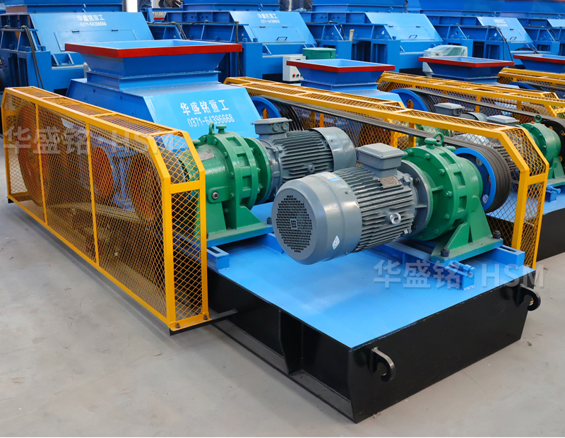 破碎石膏料用雙齒輥破碎機(jī)怎么樣？華盛銘破碎機(jī)廠家實(shí)力如何？