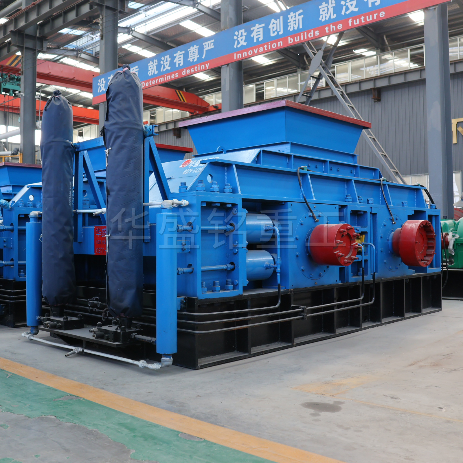 河卵石制砂可以嗎？砂質(zhì)怎么樣？河卵石制砂選哪種機(jī)器？